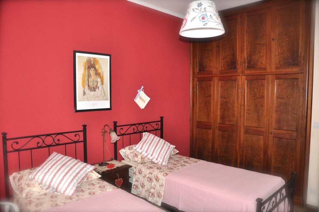 Apartment Montebello Parma Bilik gambar